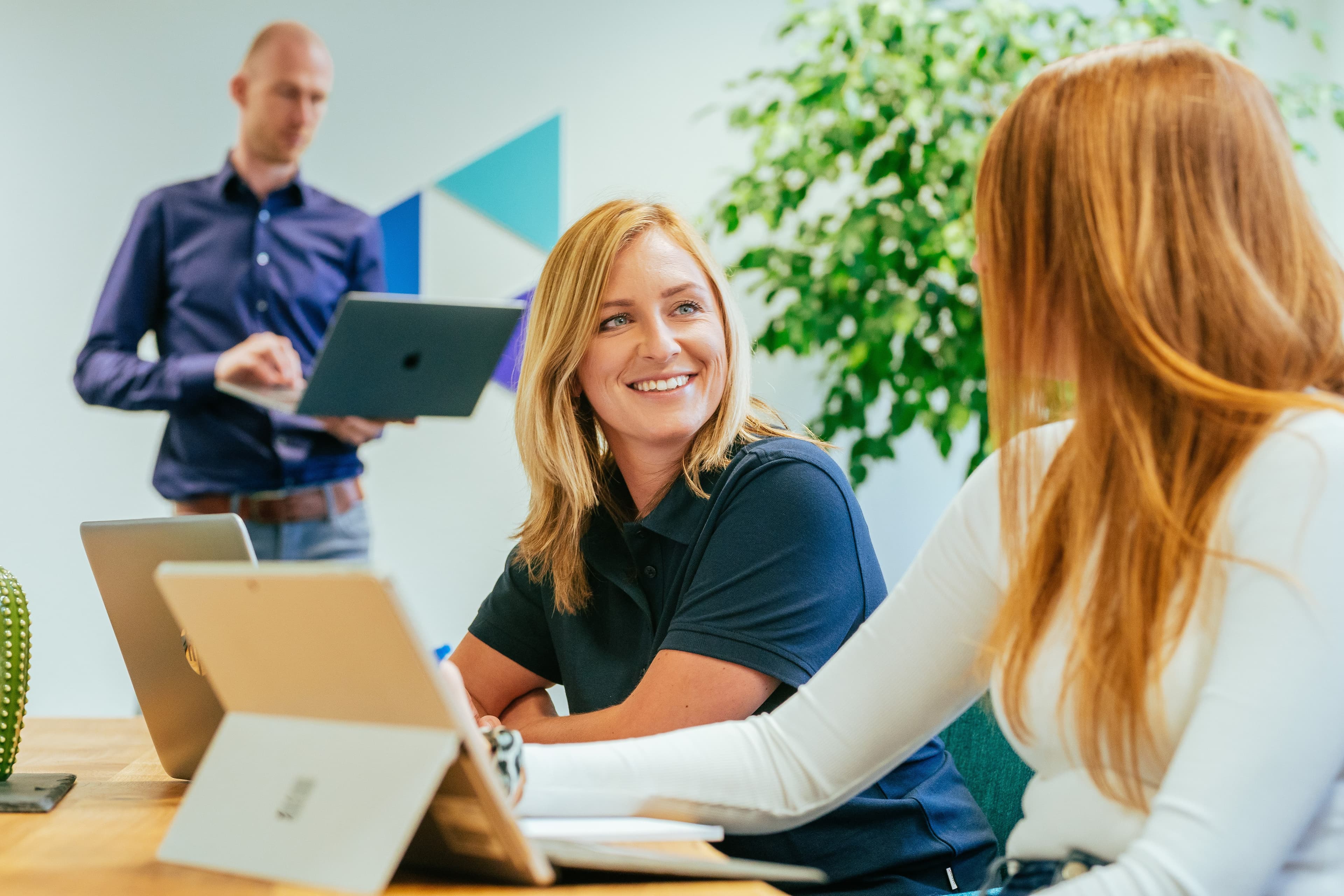A consultation at a workplace in the NMS office